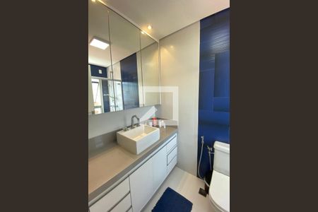 Apartamento à venda com 70m², 2 quartos e 1 vagaBanheiro da Suíte 2