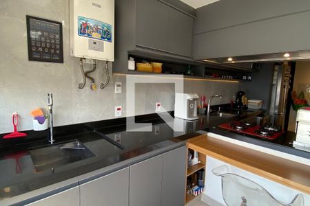 Apartamento à venda com 70m², 2 quartos e 1 vagaÁrea de Serviço