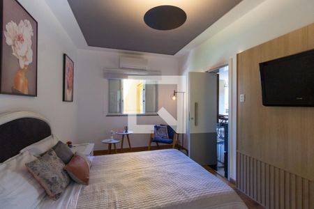 Casa à venda com 350m², 6 quartos e 6 vagas Casa à venda com 350m², 6 quartos e 6 vagasSuite 3