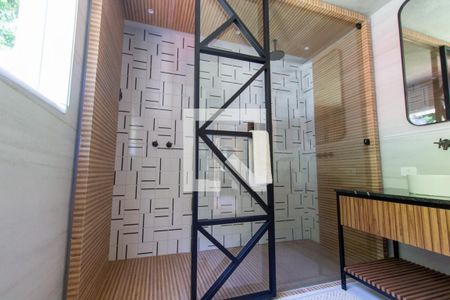 Casa à venda com 350m², 6 quartos e 6 vagas Casa à venda com 350m², 6 quartos e 6 vagasBanheiro Closet Suite 1