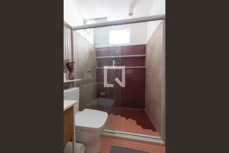 Casa à venda com 350m², 6 quartos e 6 vagas Casa à venda com 350m², 6 quartos e 6 vagasBanheiro Suite 2