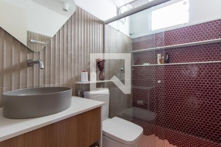 Casa à venda com 350m², 6 quartos e 6 vagas Casa à venda com 350m², 6 quartos e 6 vagasBanheiro Suite 2