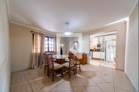 Casa à venda com 175m², 2 quartos e 1 vaga Casa à venda com 175m², 2 quartos e 1 vagaSala de Jantar