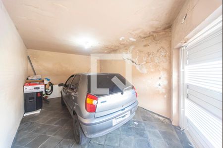 Casa à venda com 175m², 2 quartos e 1 vaga Casa à venda com 175m², 2 quartos e 1 vagaGaragem