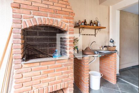 Casa à venda com 175m², 2 quartos e 1 vaga Casa à venda com 175m², 2 quartos e 1 vagaQuintal e Churrasqueira