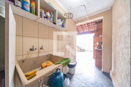 Casa à venda com 175m², 2 quartos e 1 vaga Casa à venda com 175m², 2 quartos e 1 vagaTanque