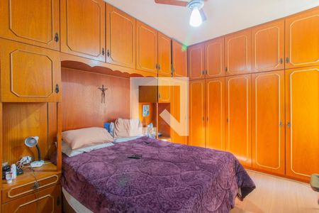 Quarto 1 de casa à venda com 4 quartos, 124m² em Farroupilha, Porto Alegre