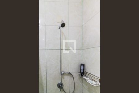 Casa à venda com 150m², 4 quartos e 2 vagas Casa à venda com 150m², 4 quartos e 2 vagasBanheiro