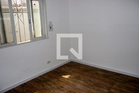 Casa à venda com 340m², 4 quartos e 3 vagas Casa à venda com 340m², 4 quartos e 3 vagasQuarto 2