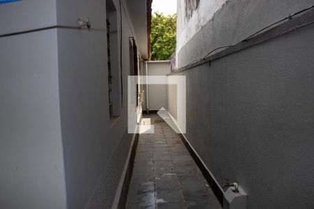 Casa à venda com 340m², 4 quartos e 3 vagas Casa à venda com 340m², 4 quartos e 3 vagascorredor lateral
