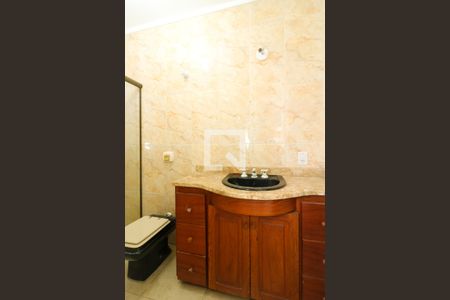 Casa à venda com 145m², 3 quartos e 1 vaga Casa à venda com 145m², 3 quartos e 1 vagaBanheiro Social