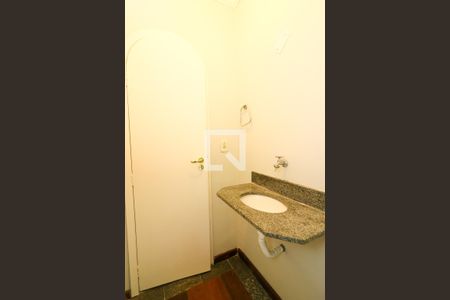 Casa à venda com 145m², 3 quartos e 1 vaga Casa à venda com 145m², 3 quartos e 1 vagaLavabo