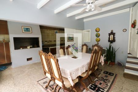 Casa à venda com 145m², 3 quartos e 1 vaga Casa à venda com 145m², 3 quartos e 1 vagaEspaço Gourmet