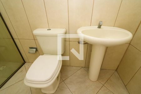 Casa à venda com 145m², 3 quartos e 1 vaga Casa à venda com 145m², 3 quartos e 1 vagaBanheiro da Suíte 1