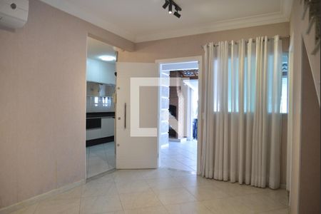 Sala de casa para alugar com 2 quartos, 99m² em Vila Camilópolis, Santo André