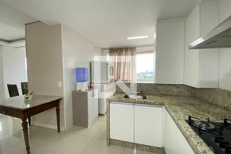 Apartamento à venda com 105m², 3 quartos e 2 vagasCozinha
