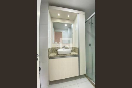 Apartamento à venda com 105m², 3 quartos e 2 vagasBanheiro da Suíte