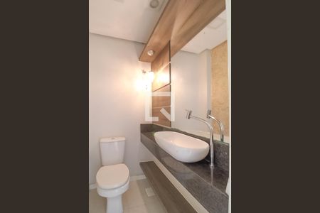 Casa de condomínio à venda com 155m², 3 quartos e 2 vagas Casa de condomínio à venda com 155m², 3 quartos e 2 vagasBanheiro