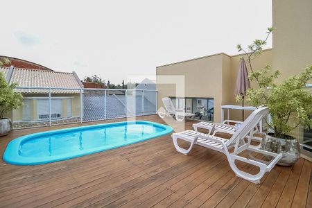 Casa de condomínio à venda com 155m², 3 quartos e 2 vagas Casa de condomínio à venda com 155m², 3 quartos e 2 vagasÁrea comum - Piscina