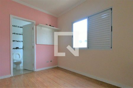 Casa à venda com 180m², 3 quartos e 4 vagasSuíte 2