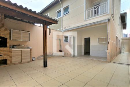 Casa à venda com 180m², 3 quartos e 4 vagasChurrasqueira