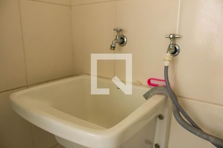 Casa à venda com 179m², 3 quartos e 2 vagas Casa à venda com 179m², 3 quartos e 2 vagasÁrea de Serviço