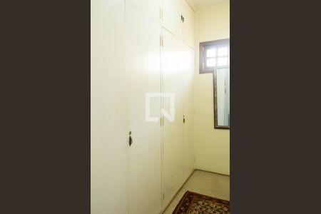 Casa à venda com 179m², 3 quartos e 2 vagas Casa à venda com 179m², 3 quartos e 2 vagasCloset Suíte