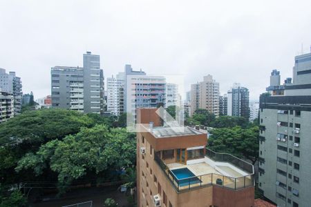 Apartamento à venda com 250m², 3 quartos e 3 vagas Apartamento à venda com 250m², 3 quartos e 3 vagasVISTA