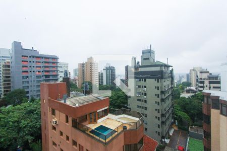 Apartamento à venda com 250m², 3 quartos e 3 vagas Apartamento à venda com 250m², 3 quartos e 3 vagasVARANDA