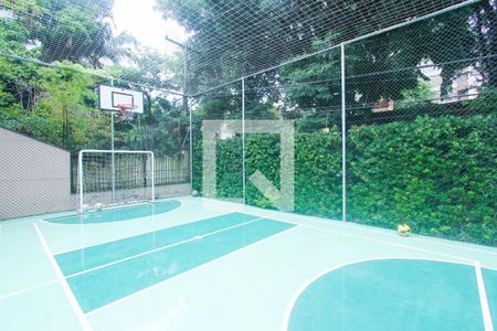 Apartamento à venda com 250m², 3 quartos e 3 vagas Apartamento à venda com 250m², 3 quartos e 3 vagasQUADRA