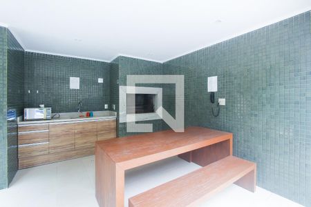 Apartamento à venda com 250m², 3 quartos e 3 vagas Apartamento à venda com 250m², 3 quartos e 3 vagasQUIOSQUE