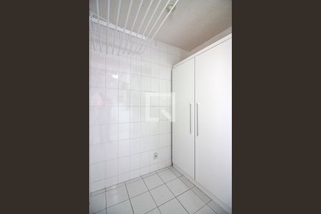 Apartamento à venda com 79m², 2 quartos e 2 vagasÁrea de Serviço