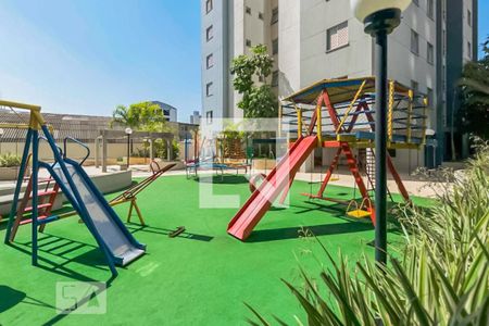 Apartamento à venda com 68m², 3 quartos e 2 vagas Apartamento à venda com 68m², 3 quartos e 2 vagasÁrea Comum - Playground
