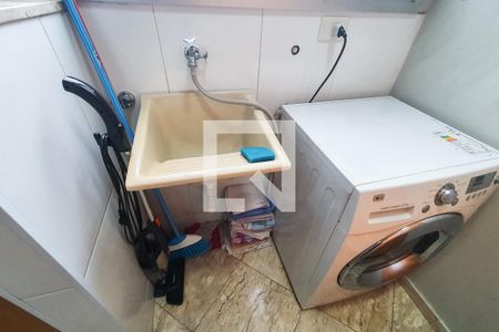 Apartamento à venda com 68m², 3 quartos e 2 vagas Apartamento à venda com 68m², 3 quartos e 2 vagasÁrea de Serviço