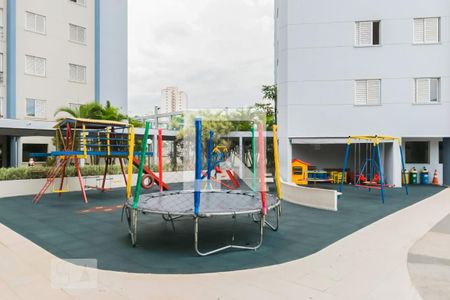 Apartamento à venda com 68m², 3 quartos e 2 vagas Apartamento à venda com 68m², 3 quartos e 2 vagasÁrea Comum - Playground