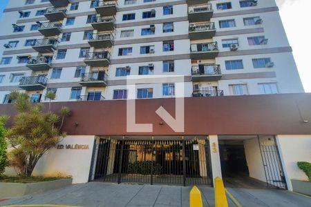 Apartamento à venda com 60m², 2 quartos e 1 vaga Apartamento à venda com 60m², 2 quartos e 1 vagaFachada