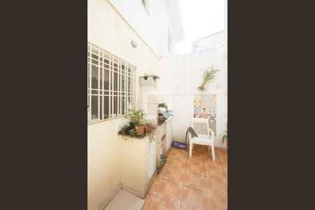 Casa à venda com 140m², 3 quartos e 2 vagasChurrasqueira