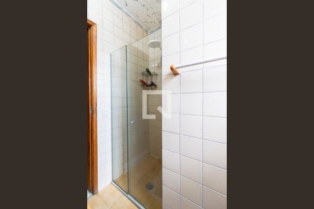 Casa à venda com 60m², 2 quartos e 1 vaga Casa à venda com 60m², 2 quartos e 1 vagaBanheiro da Suíte 1
