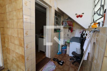 Casa à venda com 250m², 3 quartos e 6 vagasDetalhe da area de serviço