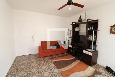 Casa à venda com 250m², 3 quartos e 6 vagasSala - Casa 2