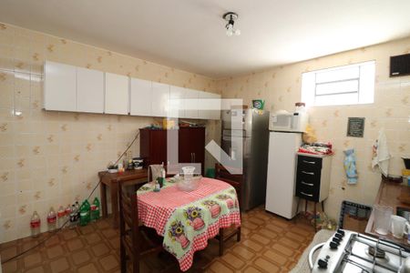 Casa à venda com 250m², 3 quartos e 6 vagasCozinha - Casa 2