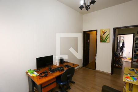 Casa à venda com 240m², 4 quartos e 3 vagasSala 2