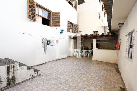 Casa à venda com 240m², 4 quartos e 3 vagasQuintal