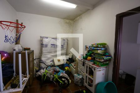 Casa à venda com 240m², 4 quartos e 3 vagasQuarto de Serviço