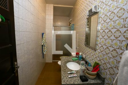 Casa à venda com 240m², 4 quartos e 3 vagasBanheiro