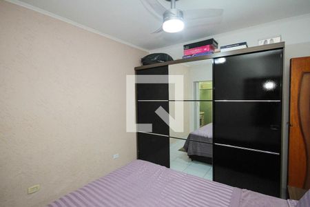 Casa à venda com 119m², 2 quartos e 2 vagas Casa à venda com 119m², 2 quartos e 2 vagasSuite