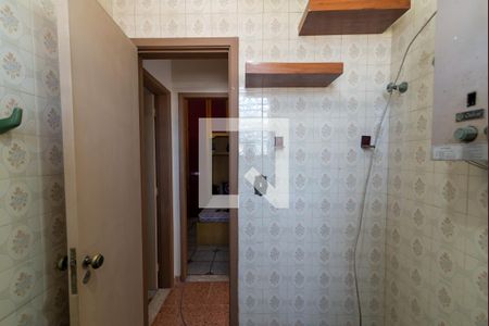 Apartamento à venda com 60m², 2 quartos e 1 vaga Apartamento à venda com 60m², 2 quartos e 1 vagaBanheiro