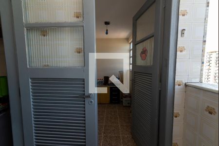 Apartamento à venda com 60m², 2 quartos e 1 vaga Apartamento à venda com 60m², 2 quartos e 1 vagaÁrea de Serviço