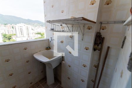 Apartamento à venda com 60m², 2 quartos e 1 vaga Apartamento à venda com 60m², 2 quartos e 1 vagaÁrea de Serviço