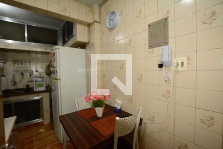 Apartamento à venda com 53m², 3 quartos e 1 vagaCozinha e Área de Serviço